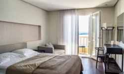 Hidden Gems of Manchester: Insider Tips for Off-the-Beaten-Path Experiences